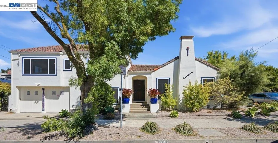 1800 Versailles Ave, Alameda, California 94501