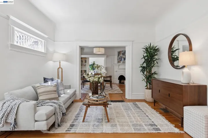 2607 Alcatraz Ave, Berkeley, California 94705