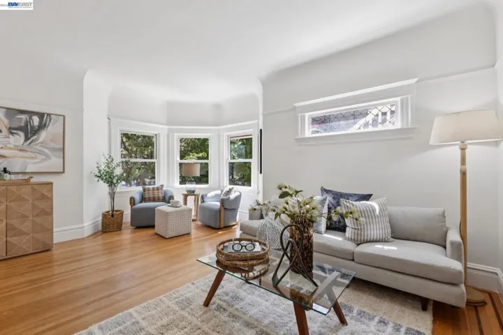 2607 Alcatraz Ave, Berkeley, California 94705