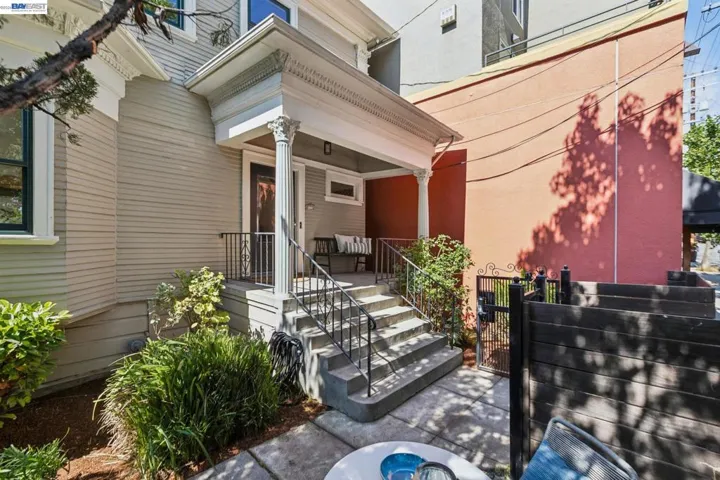 2607 Alcatraz Ave, Berkeley, California 94705