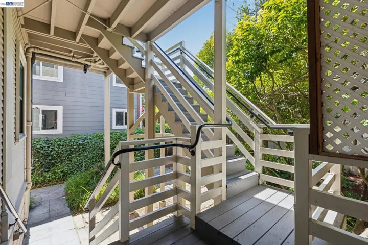 2607 Alcatraz Ave, Berkeley, California 94705