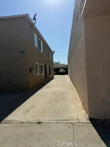 10011 State Street, Lynwood, California 90262