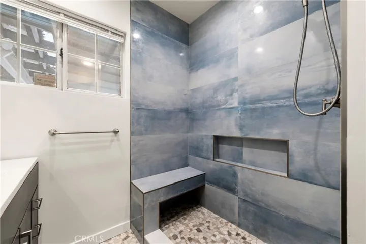 3940 Lees Avenue, Long Beach, California 90808