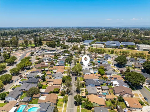 3940 Lees Avenue, Long Beach, California 90808