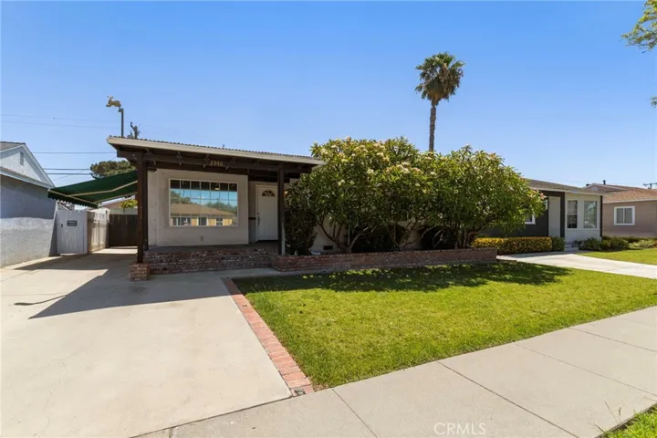 3940 Lees Avenue, Long Beach, California 90808