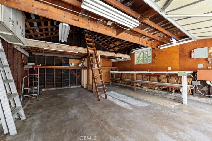 3940 Lees Avenue, Long Beach, California 90808