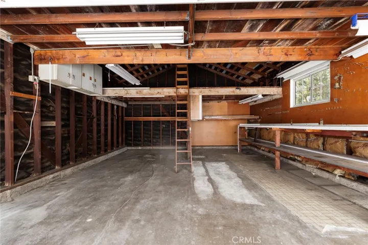 3940 Lees Avenue, Long Beach, California 90808