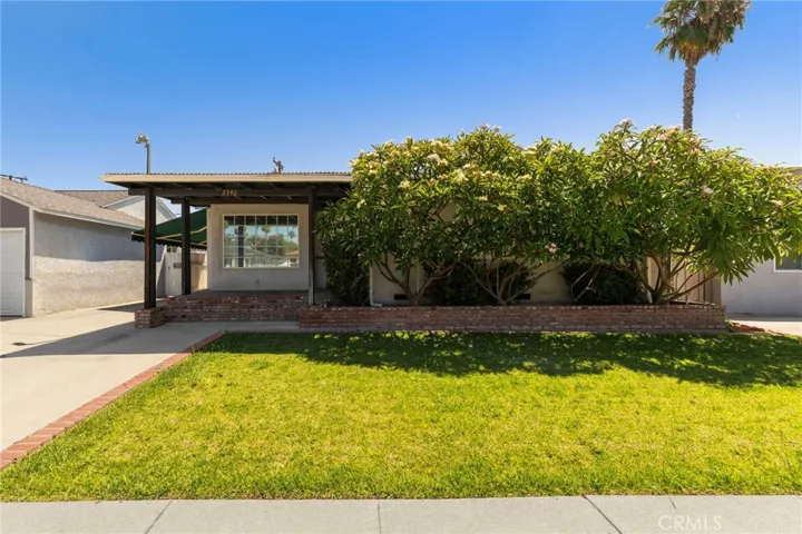 3940 Lees Avenue, Long Beach, California 90808