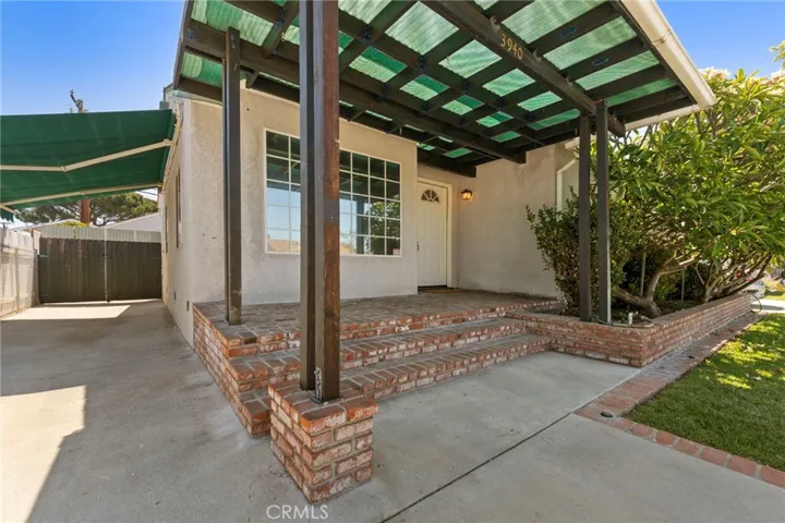 3940 Lees Avenue, Long Beach, California 90808