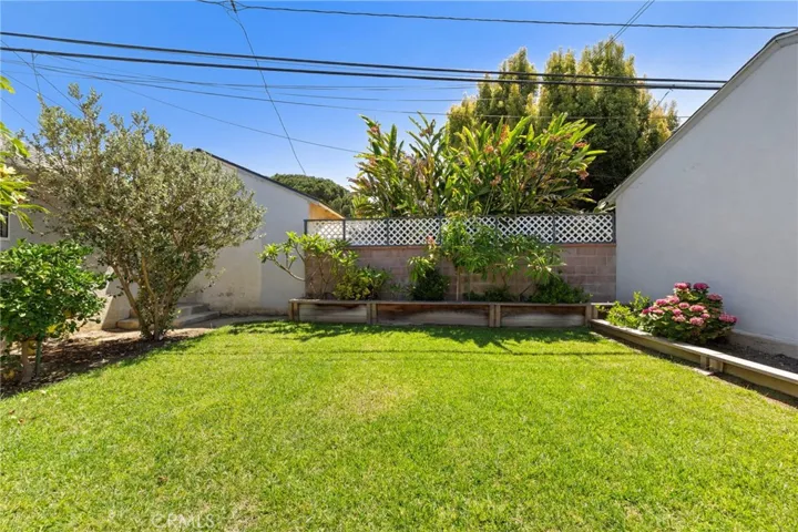 3940 Lees Avenue, Long Beach, California 90808