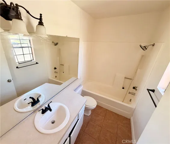 1040 Calle Del Cerro 104, San Clemente, California 92672