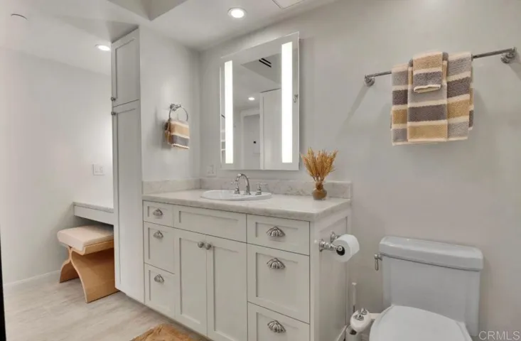 1810 Avenida Del Mundo 1101, Coronado, California 92118