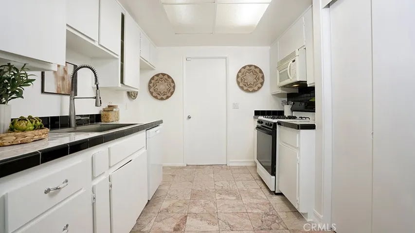 30861 Calle Resplendor, San Juan Capistrano, California 92675