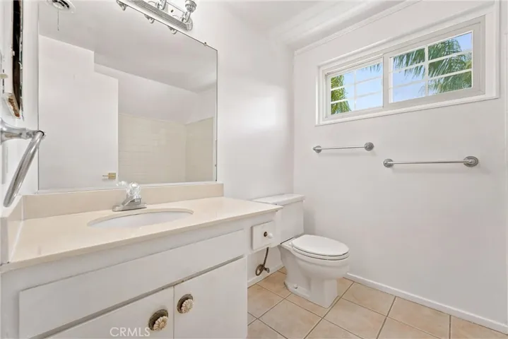 14752 Branbury, Tustin, California 92780