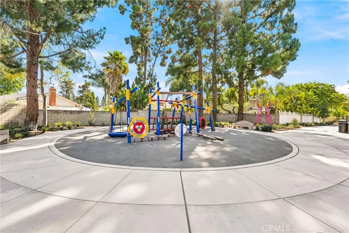 14752 Branbury, Tustin, California 92780