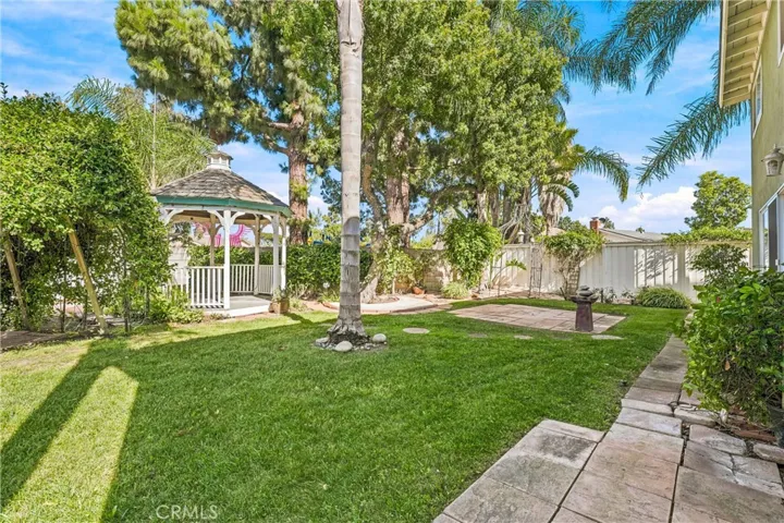 14752 Branbury, Tustin, California 92780
