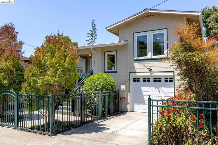 2214 Curtis St, Berkeley, California 94702