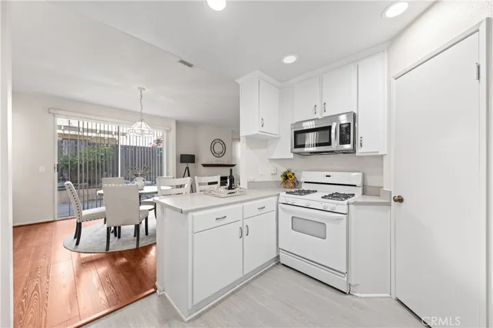 1232 Mission, Duarte, California 91010
