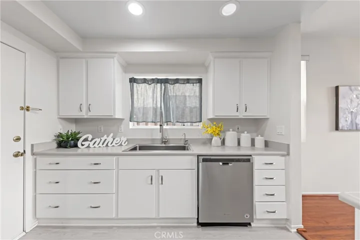 1232 Mission, Duarte, California 91010