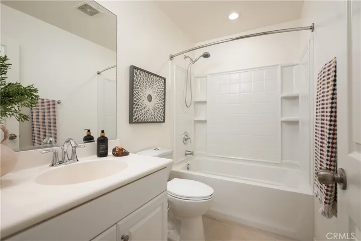 Full Bath Upstairs Hallway