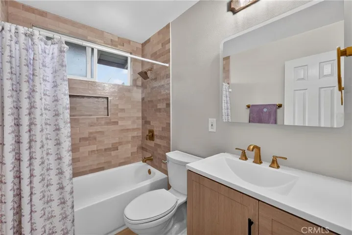 20734 Hawaiian, Lakewood, California 90715