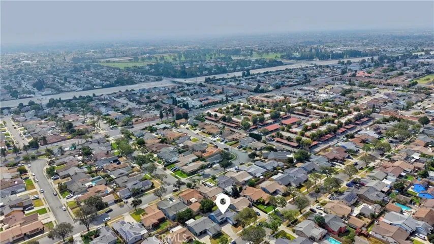 20734 Hawaiian, Lakewood, California 90715