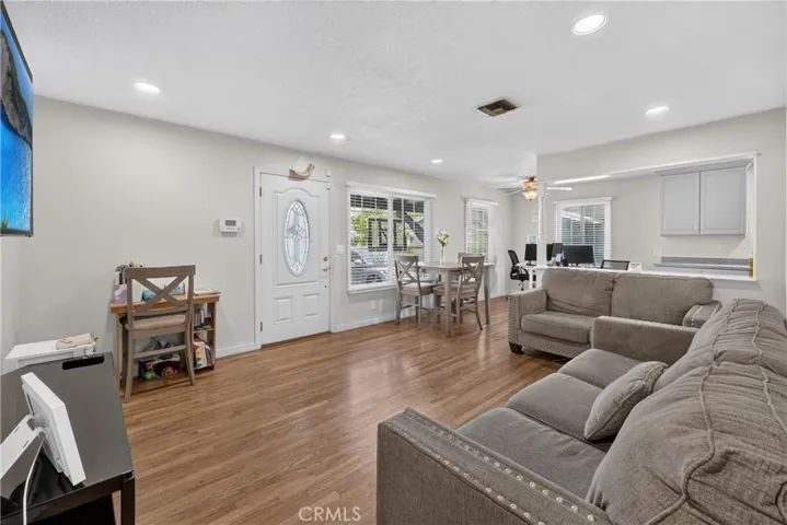20734 Hawaiian, Lakewood, California 90715