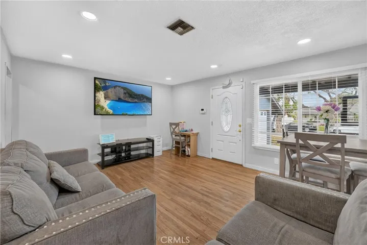 20734 Hawaiian, Lakewood, California 90715