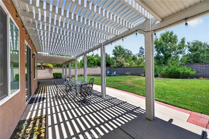 2332 Douglaston, Escondido, California 92026