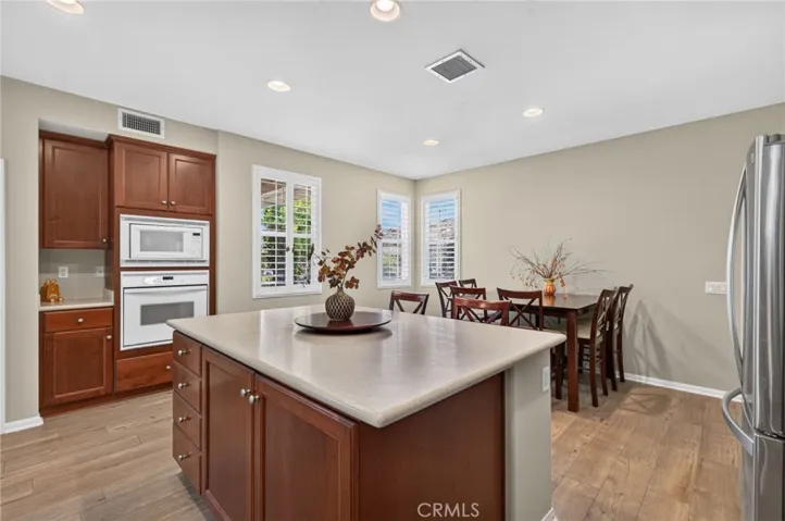 2332 Douglaston, Escondido, California 92026