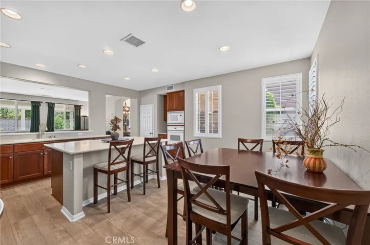 2332 Douglaston, Escondido, California 92026