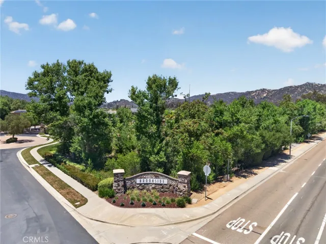2332 Douglaston, Escondido, California 92026