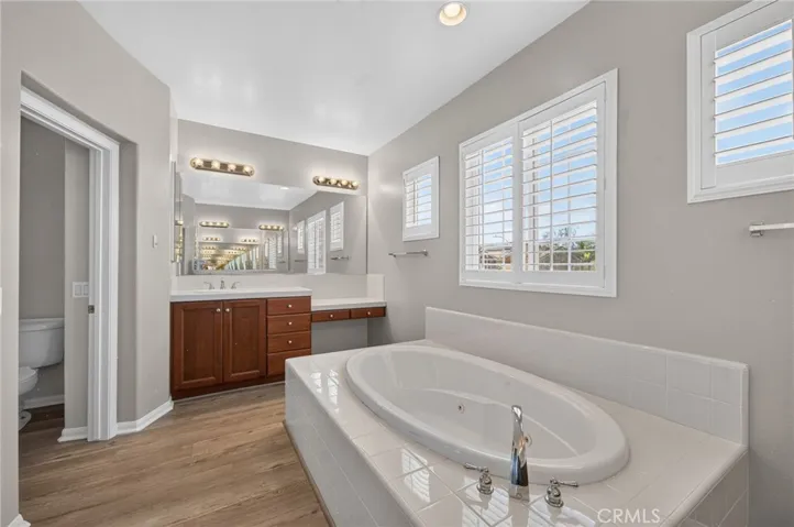 2332 Douglaston, Escondido, California 92026
