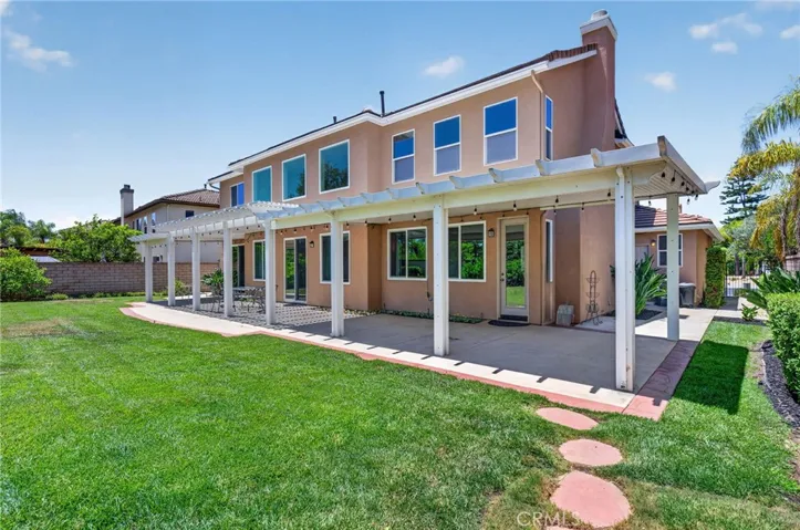 2332 Douglaston, Escondido, California 92026