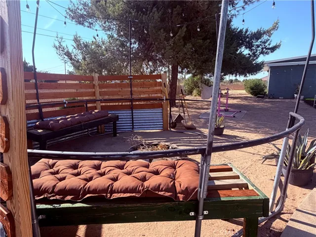 10623 4th, Hesperia, California 92345