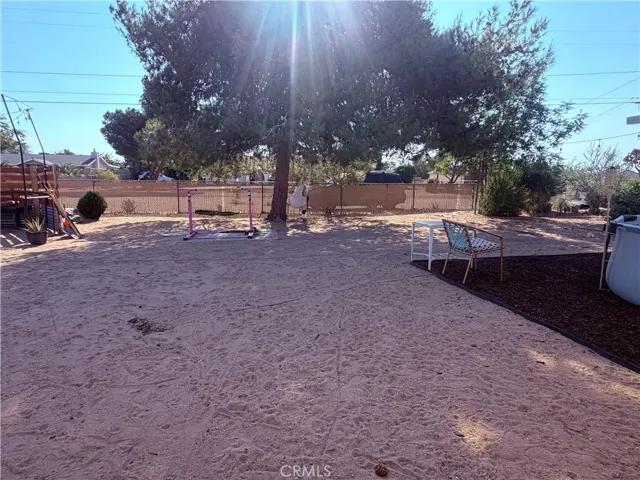 10623 4th, Hesperia, California 92345