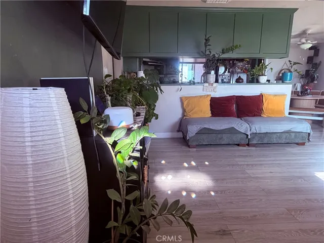 10623 4th, Hesperia, California 92345