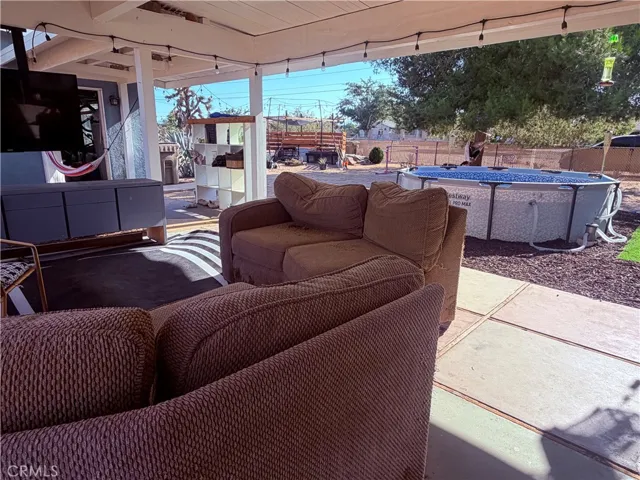 10623 4th, Hesperia, California 92345
