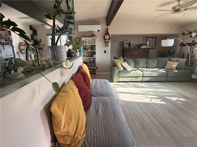 10623 4th, Hesperia, California 92345