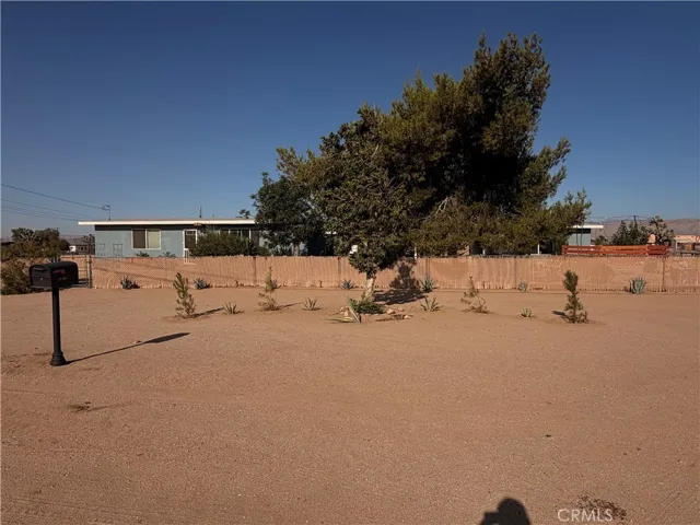 10623 4th, Hesperia, California 92345