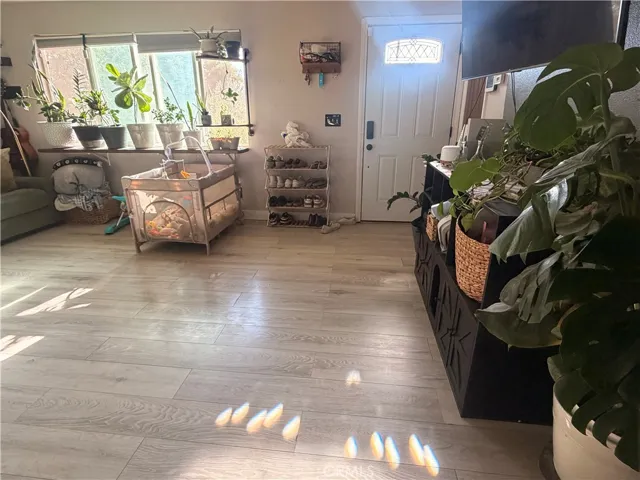 10623 4th, Hesperia, California 92345