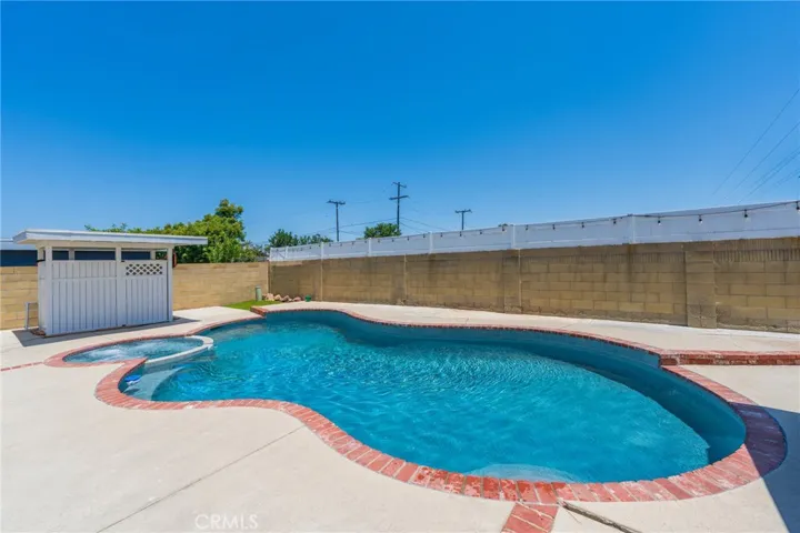 19202 Hickory, Huntington Beach, California 92646