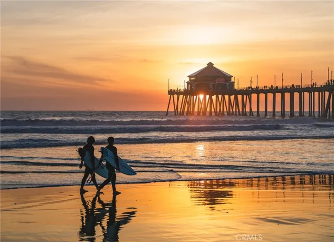19202 Hickory, Huntington Beach, California 92646