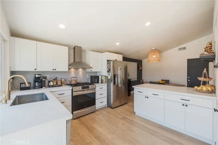 19202 Hickory, Huntington Beach, California 92646