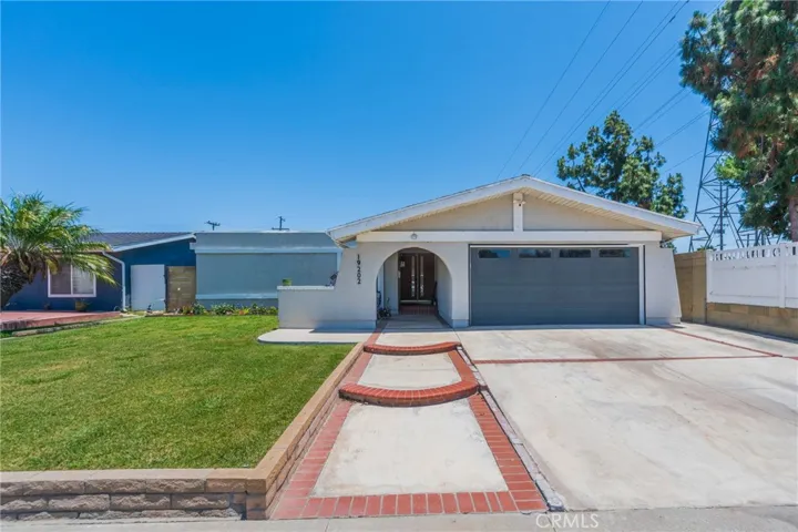 19202 Hickory, Huntington Beach, California 92646