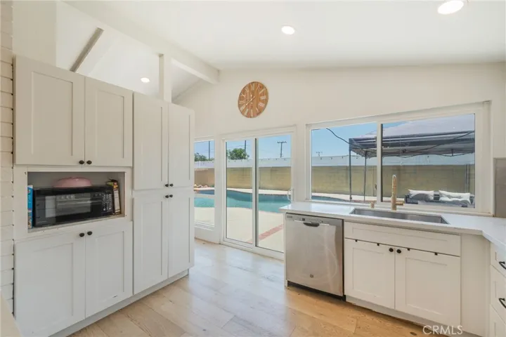 19202 Hickory, Huntington Beach, California 92646
