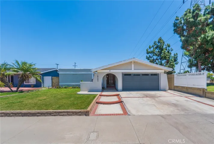 19202 Hickory, Huntington Beach, California 92646