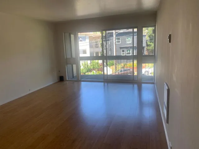 323 Monte Vista Avenue 203, Oakland, California 94611