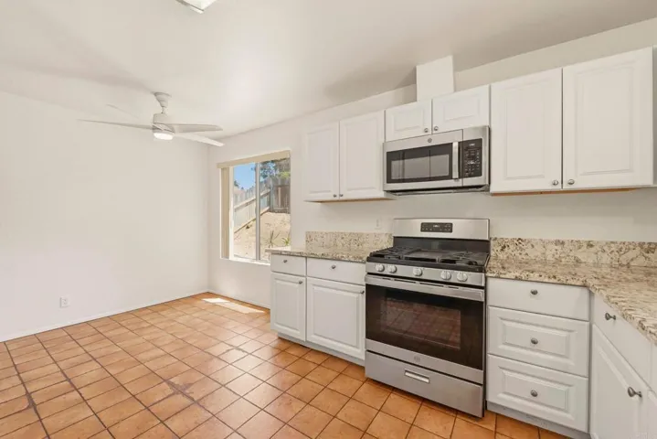 601 Cerro Street, Encinitas, California 92024