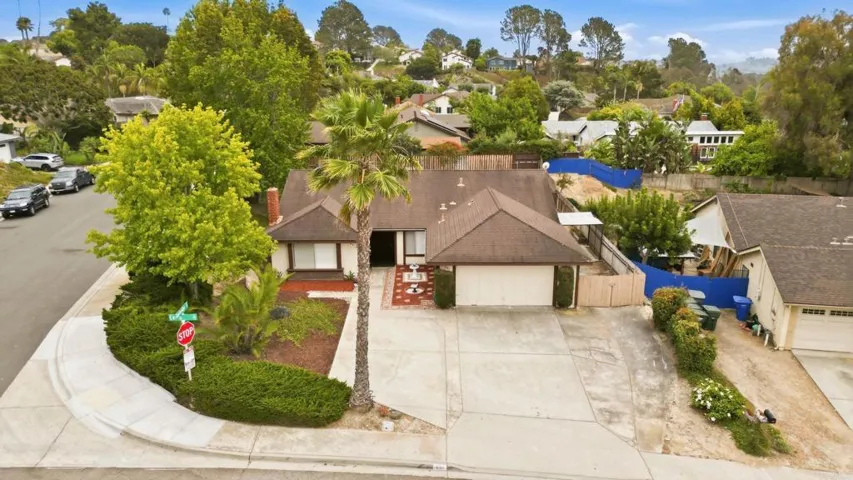 601 Cerro Street, Encinitas, California 92024